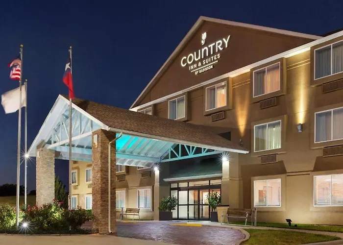 Country & By Radisson, Worth West L-30 Nas Jrb Hotel