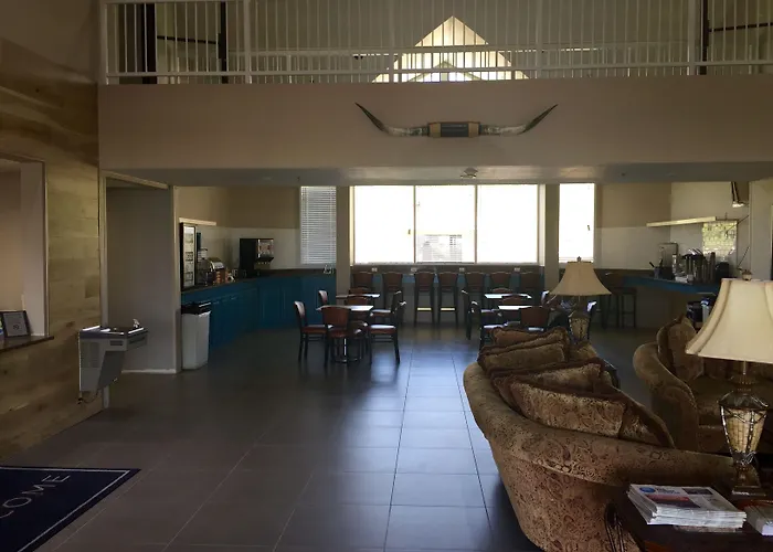 Hotel Country & By Radisson, Worth West L-30 Nas Jrb 4*