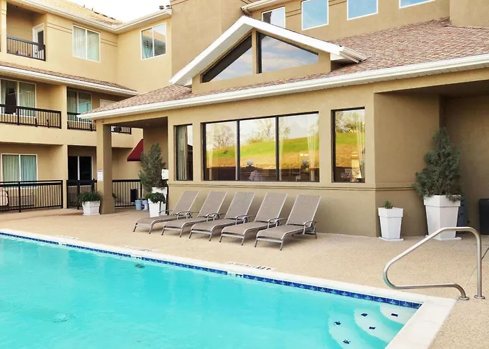 Hotel Country & By Radisson, Worth West L-30 Nas Jrb