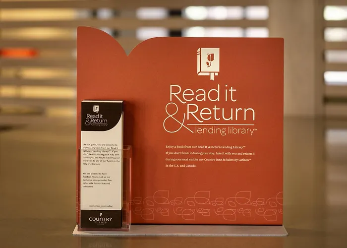 Country & By Radisson, Worth West L-30 Nas Jrb Hotel