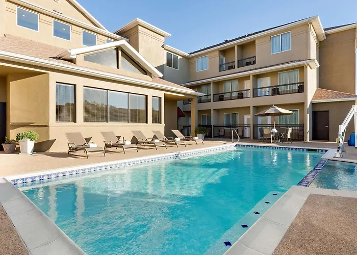 Country & By Radisson, Worth West L-30 Nas Jrb Hotel Fort Worth