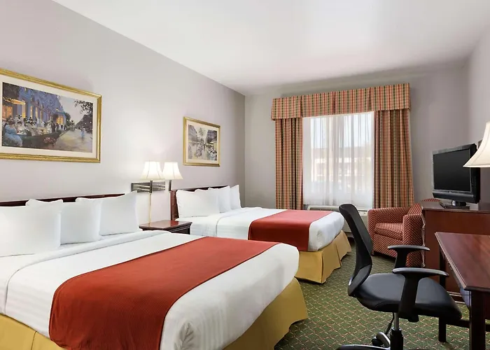 Hotel Country & By Radisson, Worth West L-30 Nas Jrb