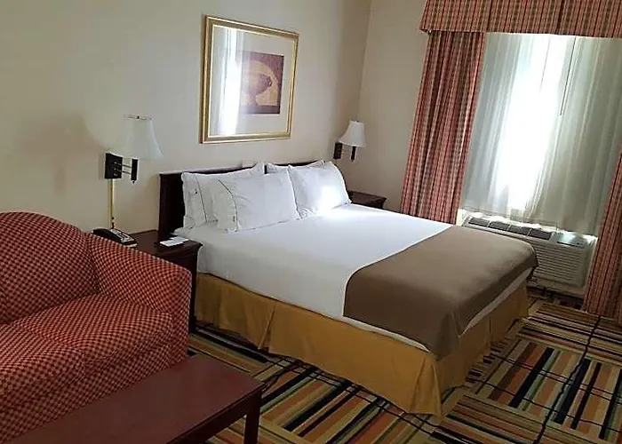 Country & By Radisson, Worth West L-30 Nas Jrb Fort Worth