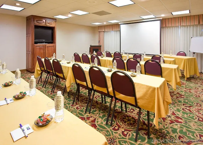 Country & By Radisson, Worth West L-30 Nas Jrb Hotel Fort Worth