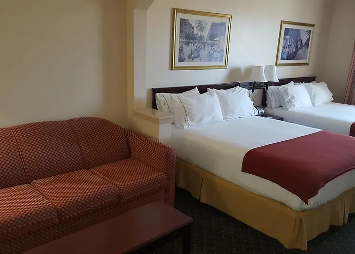 Country & By Radisson, Worth West L-30 Nas Jrb Hotel 4*