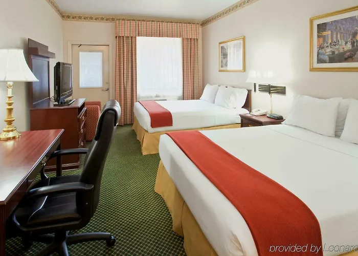 Hotel Country & By Radisson, Worth West L-30 Nas Jrb