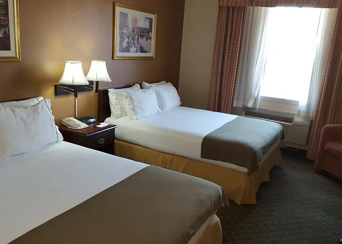 Country & By Radisson, Worth West L-30 Nas Jrb Fort Worth