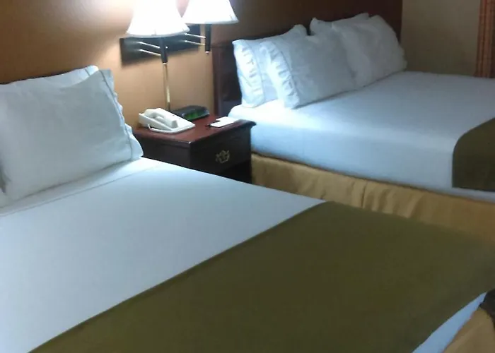 Country & By Radisson, Worth West L-30 Nas Jrb Hotel 4*