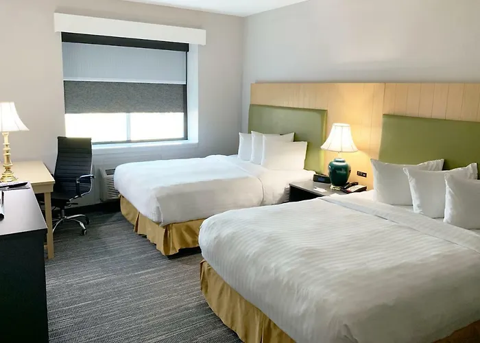 Country & By Radisson, Worth West L-30 Nas Jrb Fort Worth